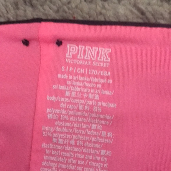 Never been worn vs pink black bathing suit size small - Picture 2 of 4